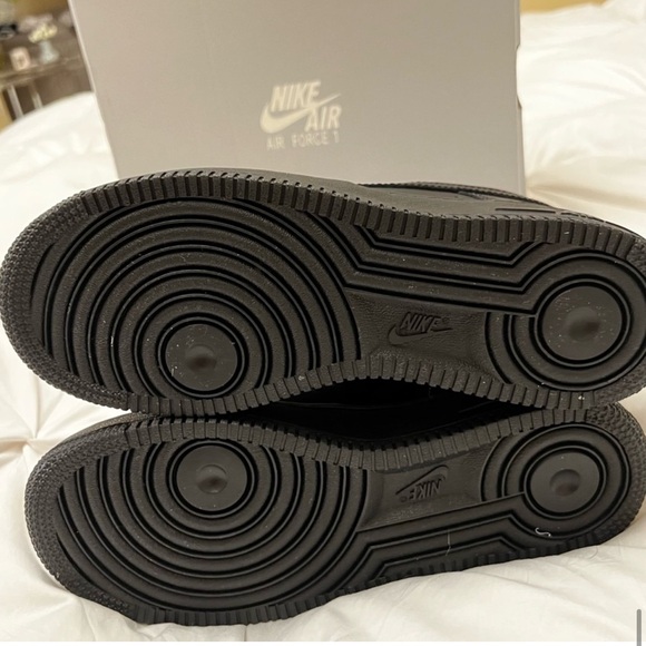 👟BRAND NEW • Nike Air Force 1 '07 LE Low . 💯 authentic - Picture 12 of 15